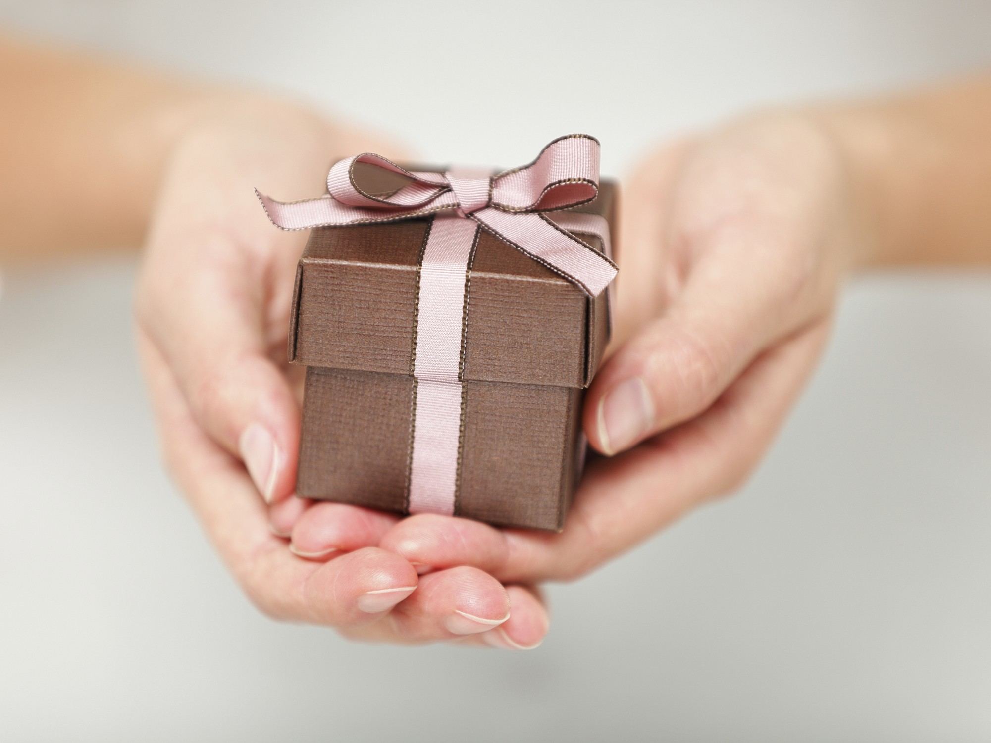Christmas Gift Exchange – A Sign of Attention and Love