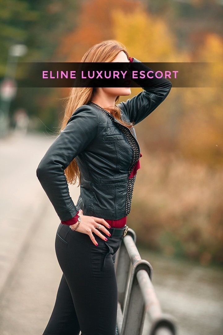 Escort Gallery – Out and About